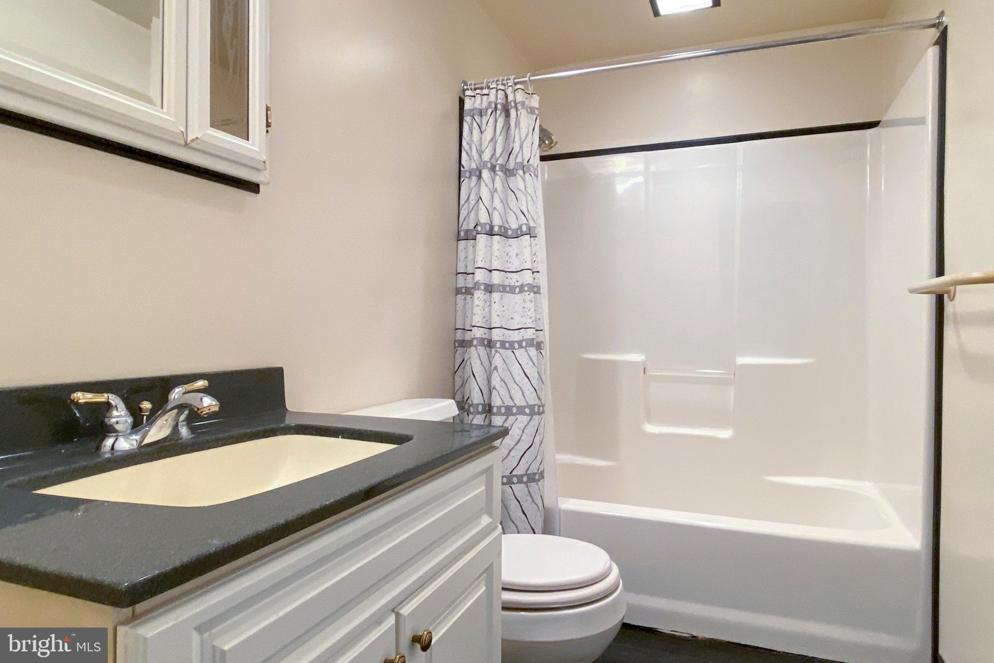 1324 Reed Street Philadelphia, PA 19147 - Photo 17 of 28