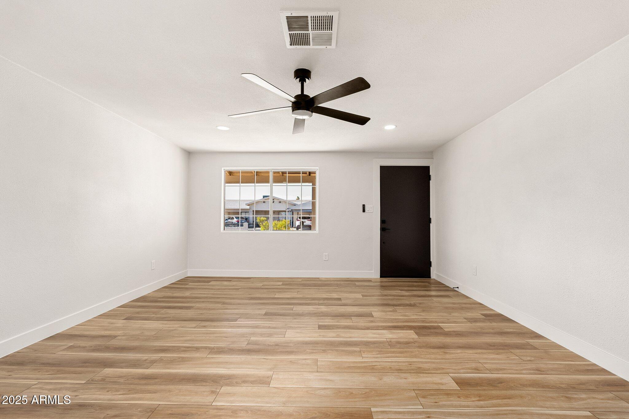 5951 W Granada Rd - 06