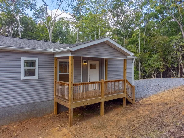 $199,000 | 75 Windswept Lane, Hayesville, NC 28904