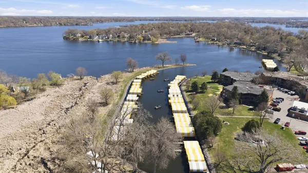 $245,000 | 5440 3 Points Boulevard, Unit 523, Mound, MN 55364