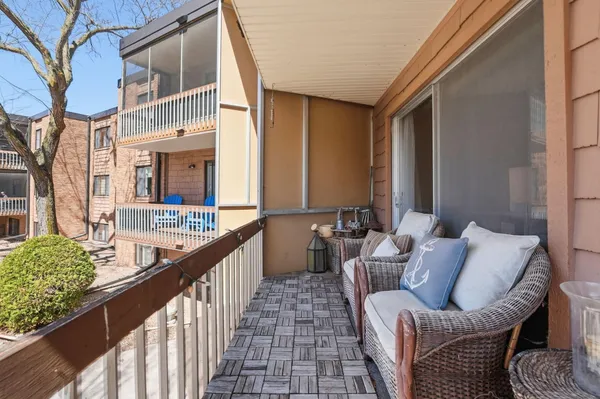 $245,000 | 5440 3 Points Boulevard, Unit 523, Mound, MN 55364