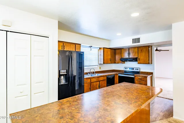 $325,000 | 5173 Camino Del Norte, Sierra Vista, AZ 85635