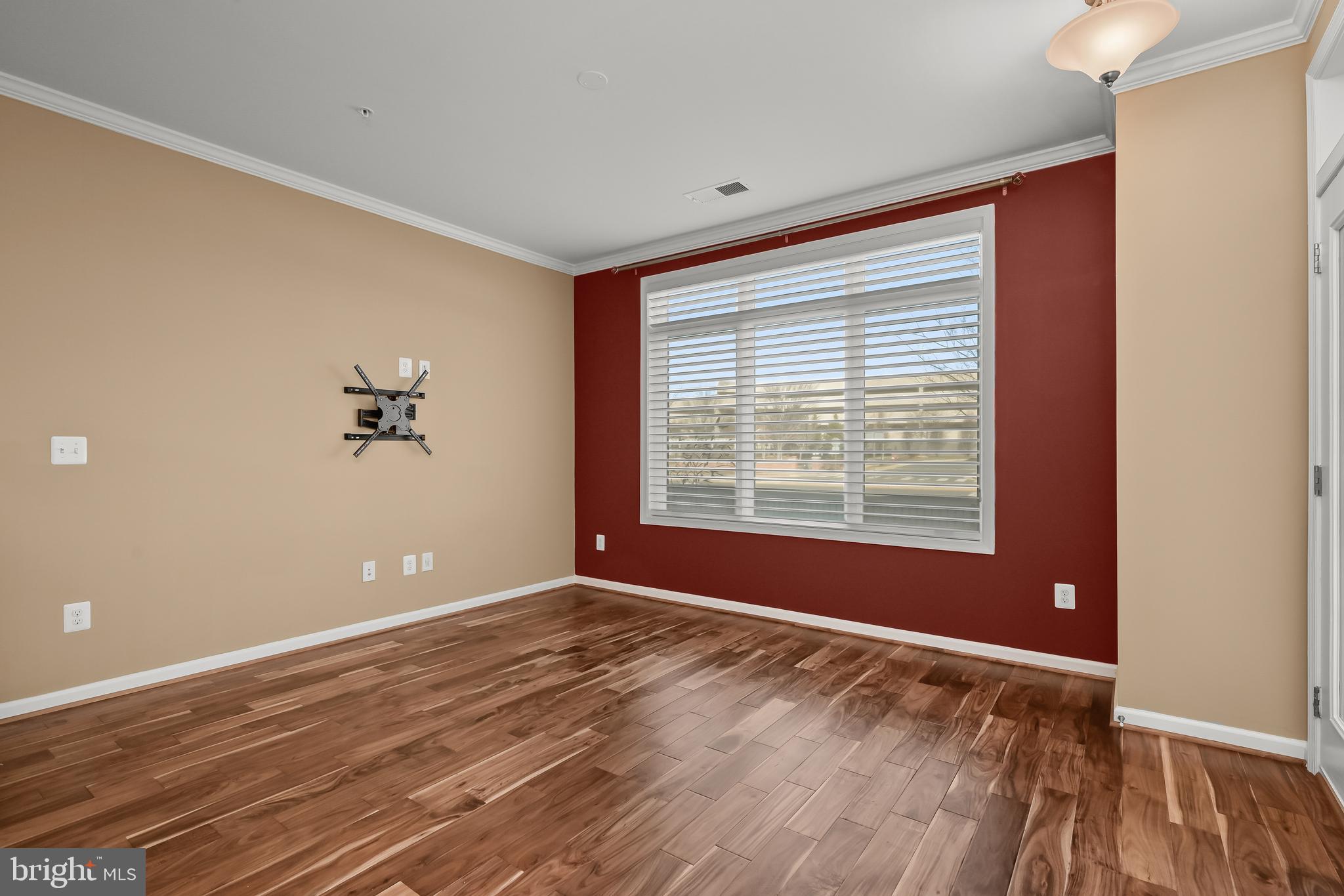 1304 Ribbon Limestone Terrace Southeast Leesburg, VA 20175 - Photo 5 of 33 Living Room
