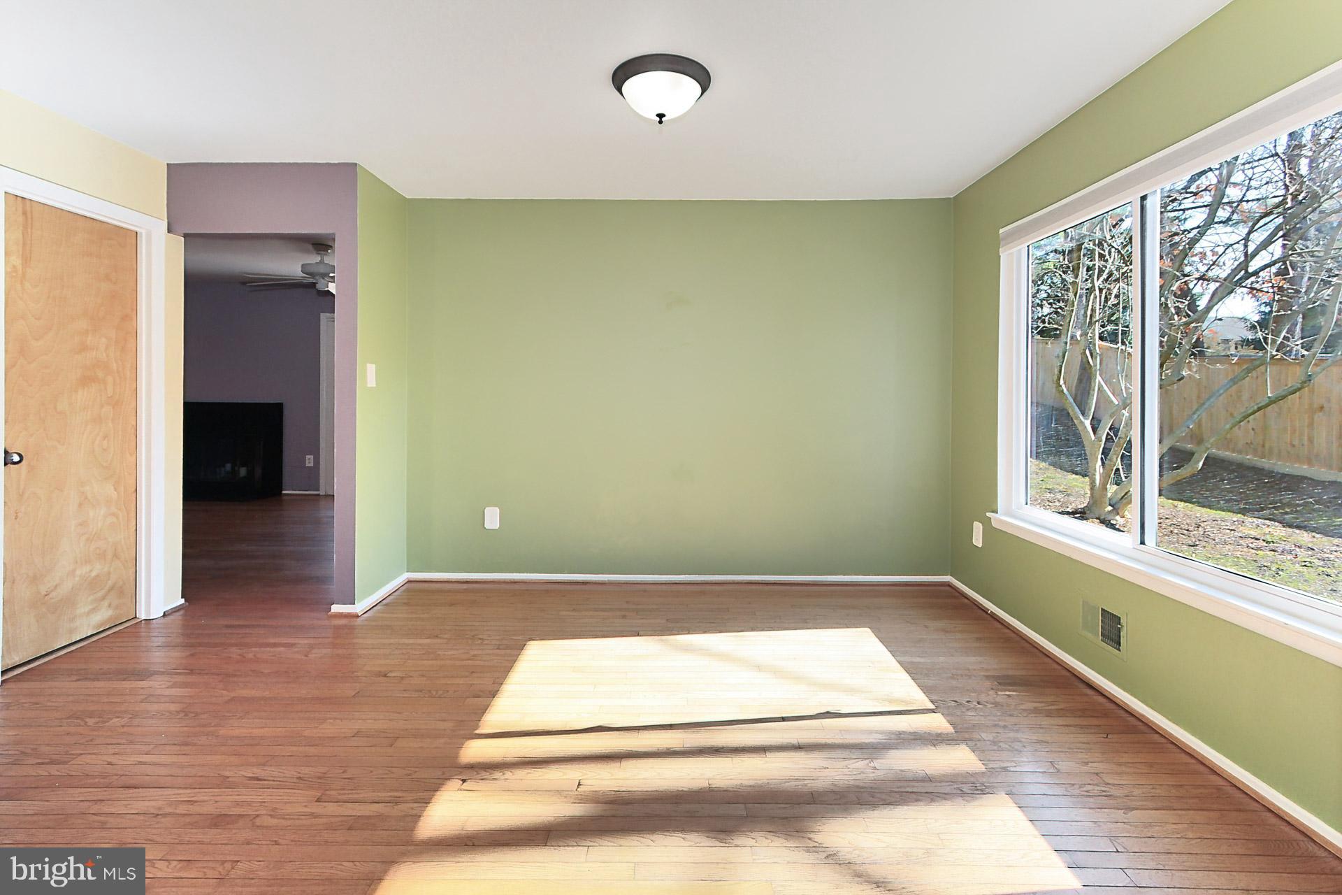 5347 Aylor Road Fairfax, VA 22032 - Photo 29 of 61 Dining Room has Sunny Replaced Window