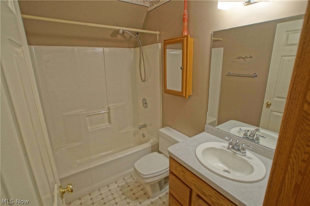 7575 Leroy Thompson Road Thompson, OH 44086 - Photo 15 of 24