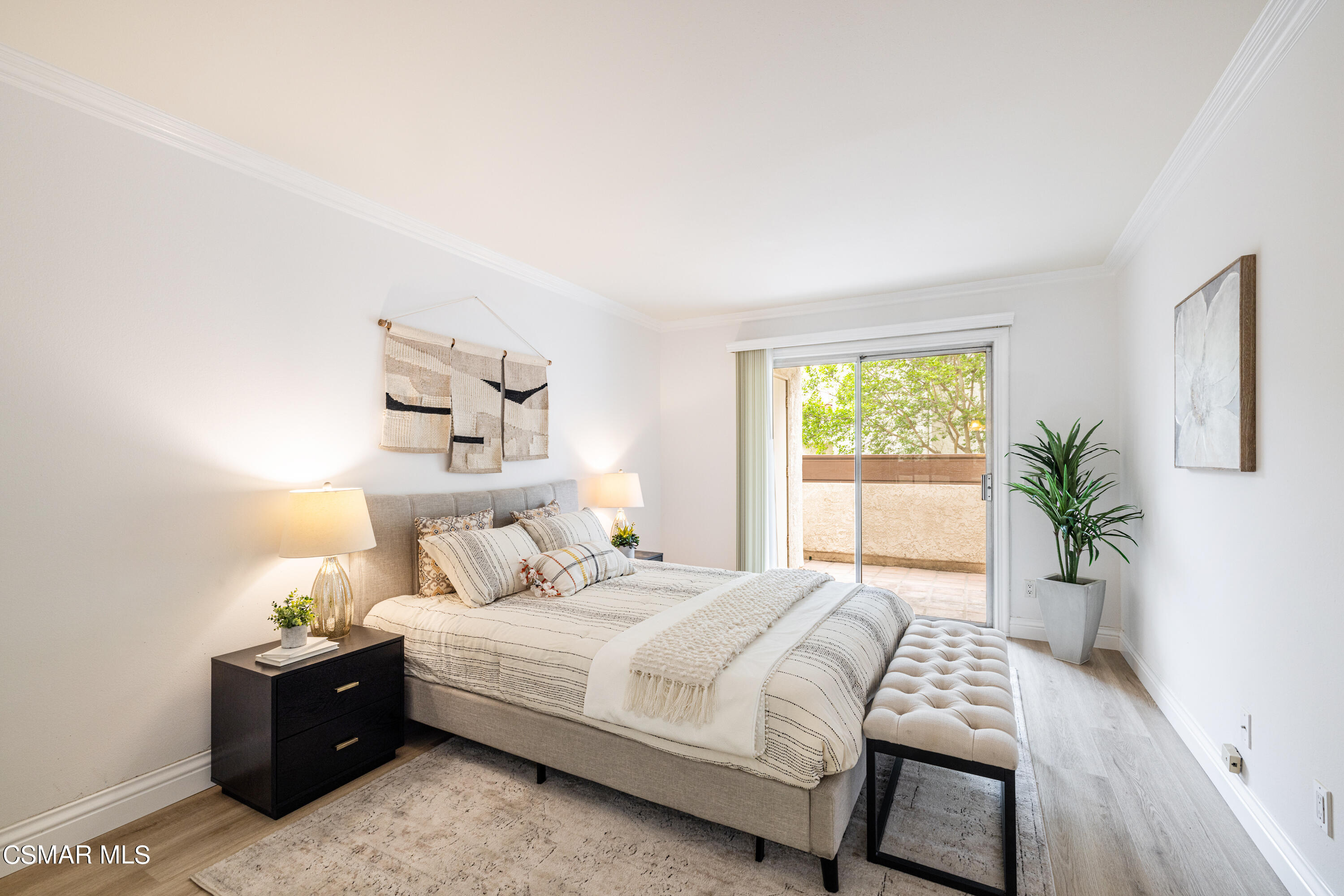 1736 Sinaloa Road, Unit 313 Simi Valley, CA 93065 - Photo 9 of 27 a bedroom with a bed and a window