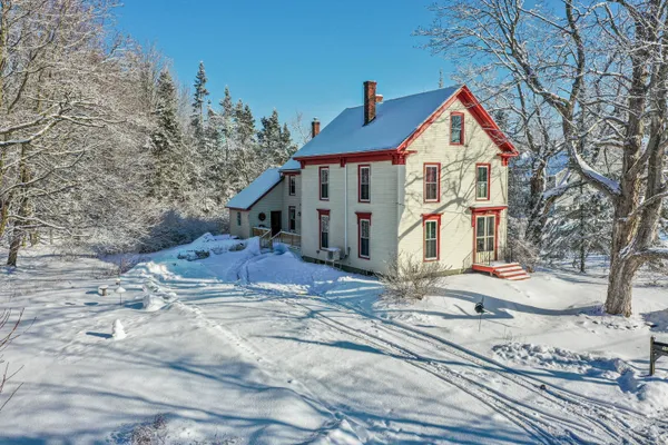 $375,000 | 16 Union Street, Searsport, ME 04974
