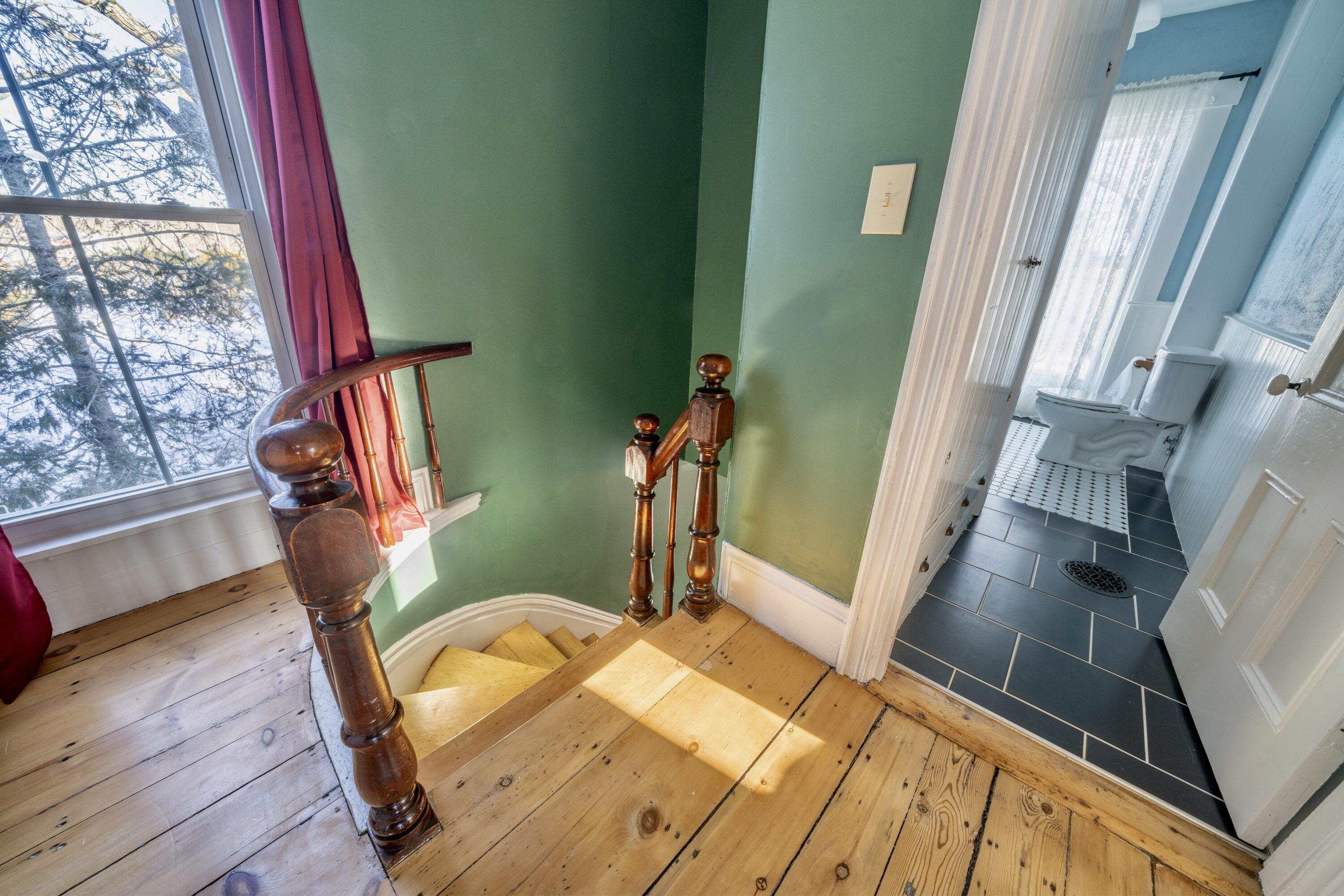16 Union Street Searsport, ME 04974 - Photo 32 of 55 0530