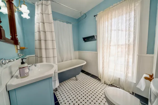 $375,000 | 16 Union Street, Searsport, ME 04974