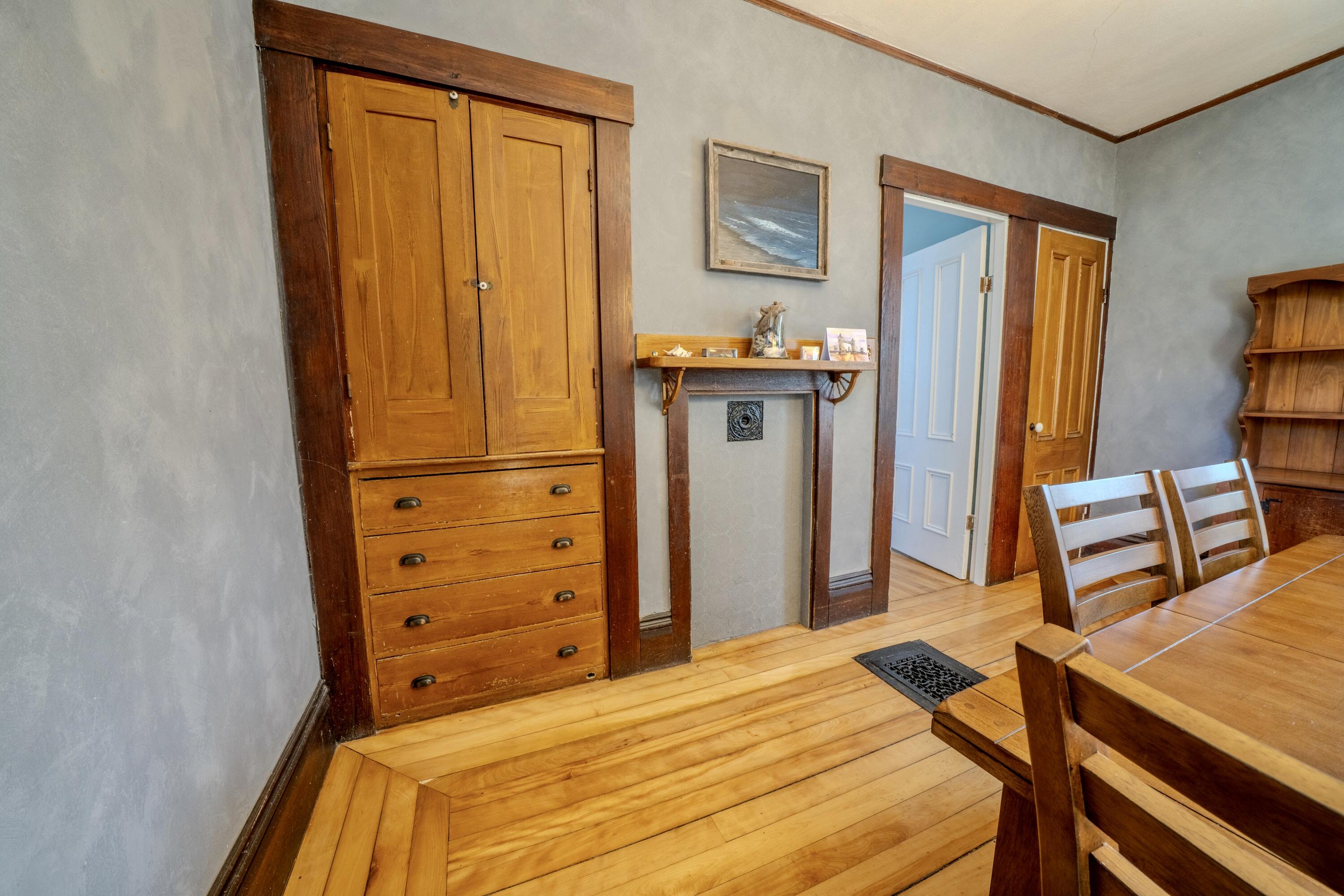 16 Union Street Searsport, ME 04974 - Photo 10 of 55 0433