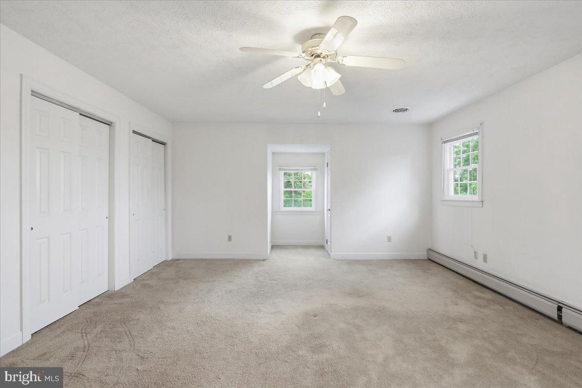 2447 Headquarters Road Edinburg, VA 22824 - Photo 25 of 58 Main Bedroom w/ full bath