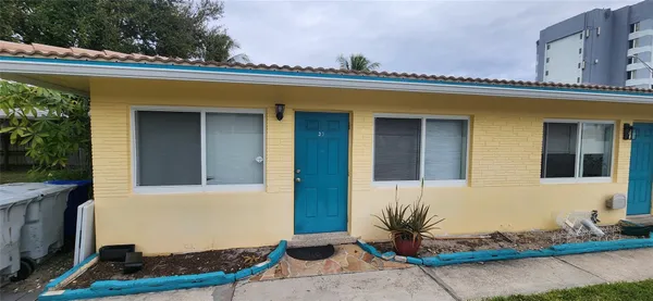 $1,400 | 35 Northeast 20th Avenue, Unit 37, Pompano Beach, FL 33060