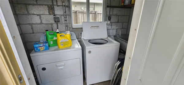 $1,400 | 35 Northeast 20th Avenue, Unit 37, Pompano Beach, FL 33060