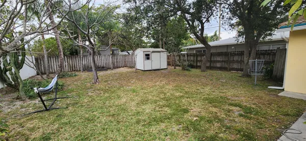 $1,400 | 35 Northeast 20th Avenue, Unit 37, Pompano Beach, FL 33060