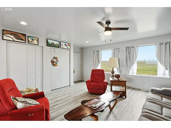 $550,000 | 15 Levin Lane, Goldendale, WA 98620