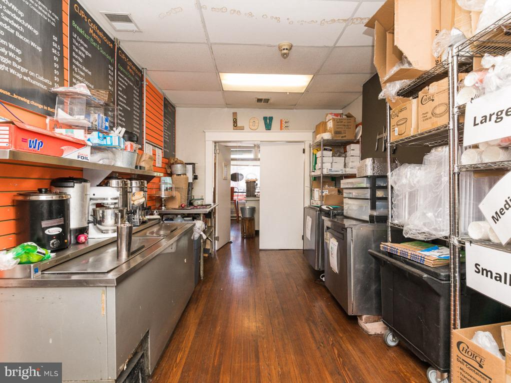 3216 Belair Road Baltimore, MD 21213 - Photo 16 of 48