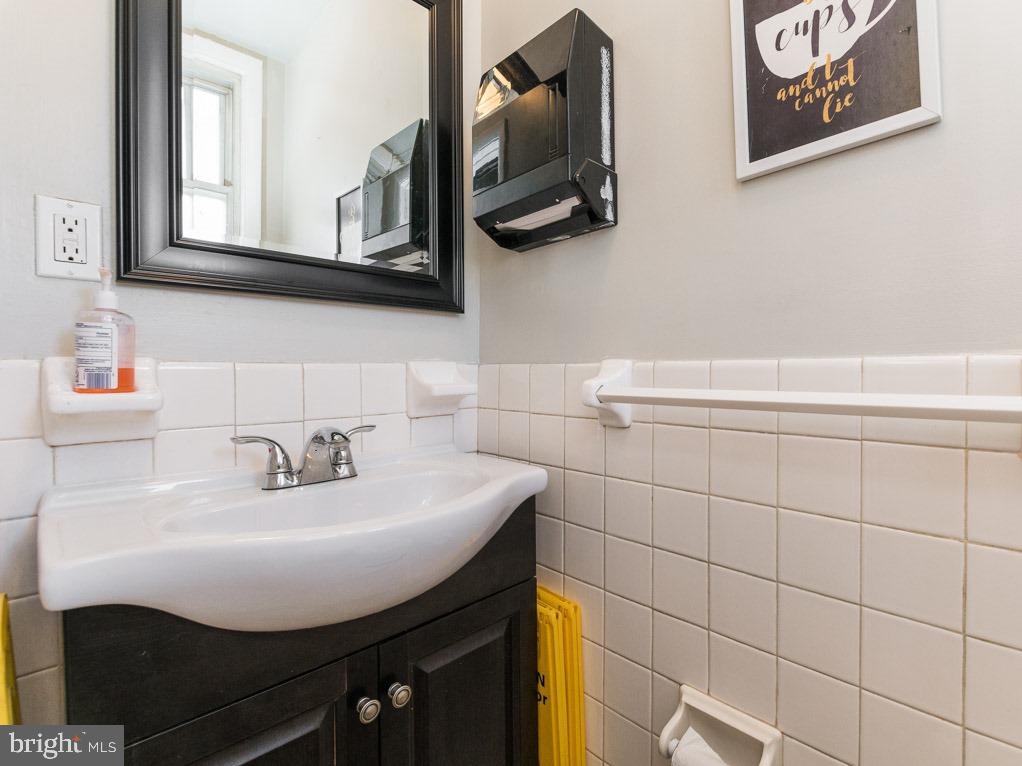 3216 Belair Road Baltimore, MD 21213 - Photo 23 of 48