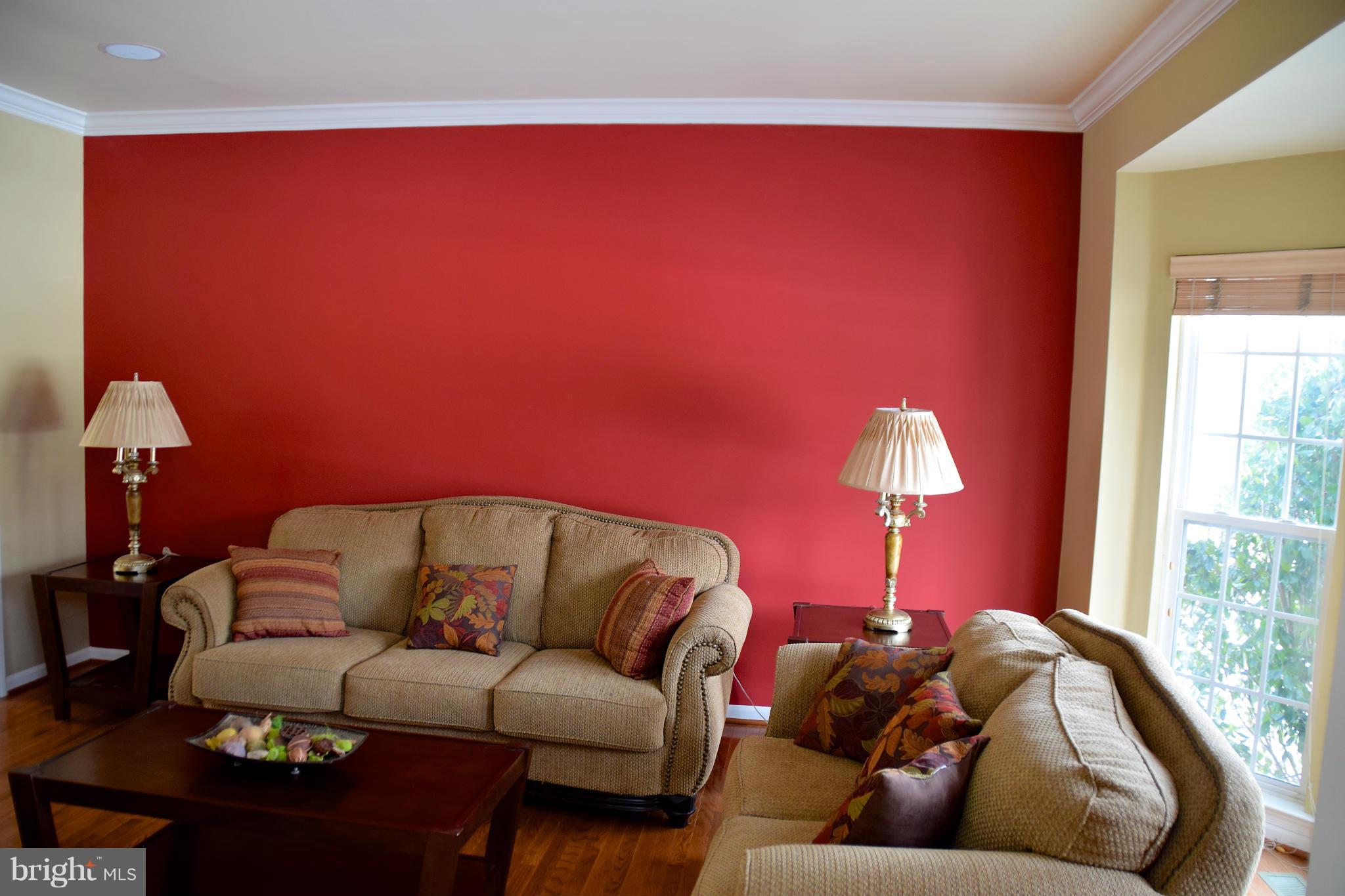 4551 Spring Run Road Warrenton, VA 20187 - Photo 11 of 30 Living Room