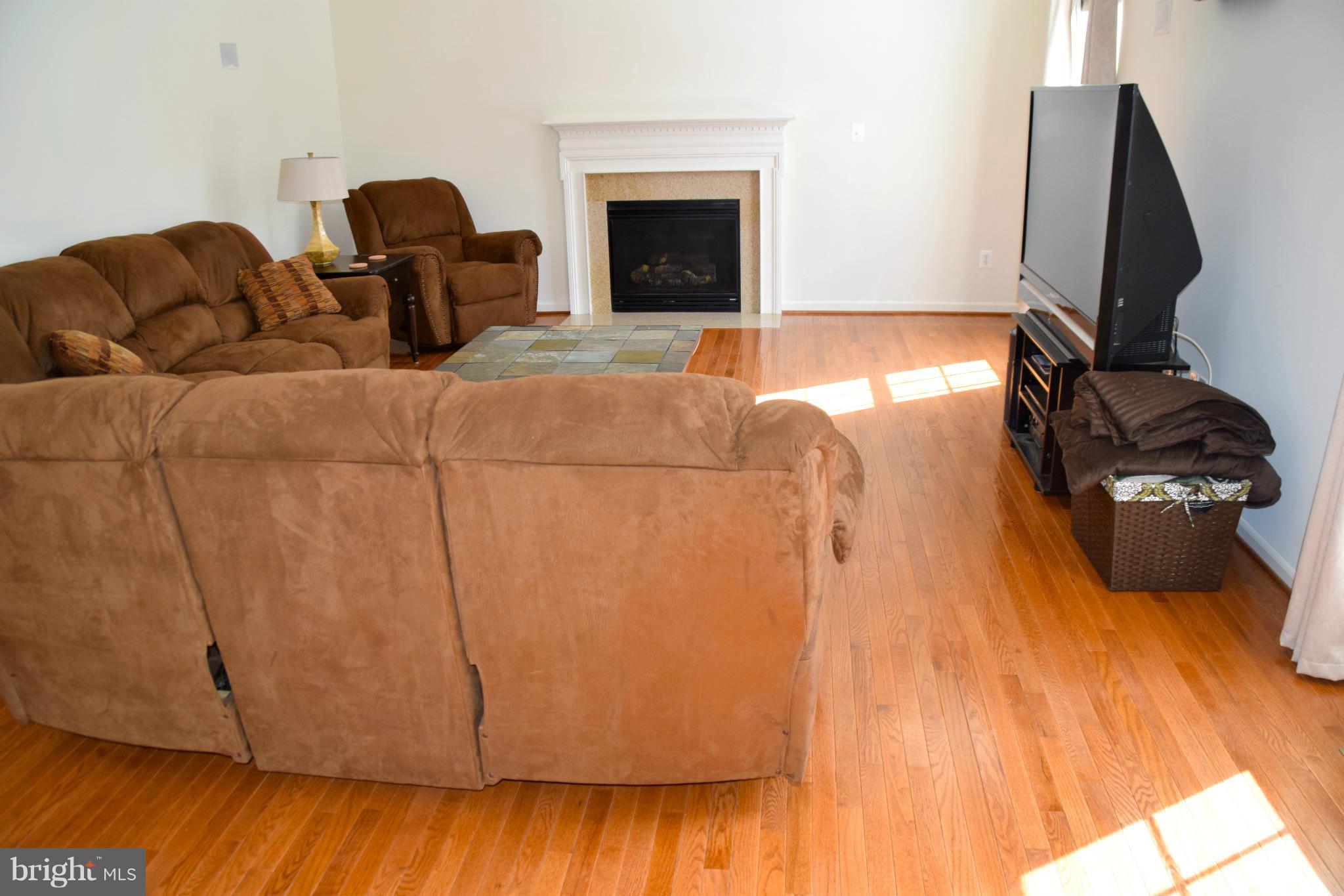 4551 Spring Run Road Warrenton, VA 20187 - Photo 14 of 30 Family Room