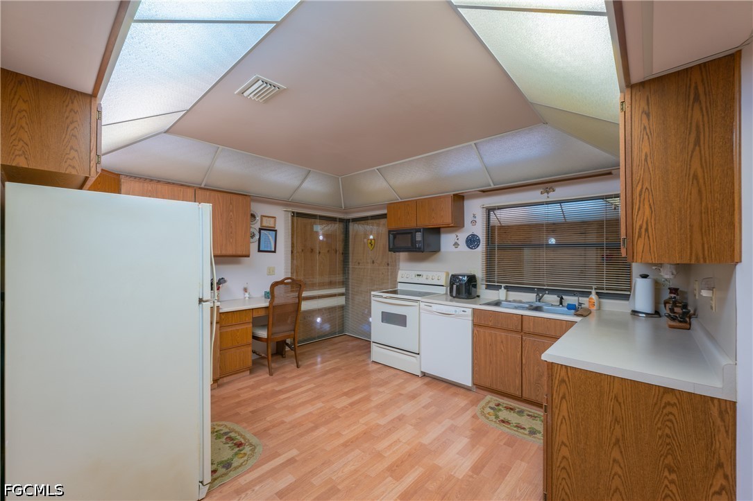 1040 Kirby Thompson Road Fort Denaud, FL 33935 - Photo 13 of 28