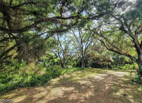 $775,000 | 1040 Kirby Thompson Road, Fort Denaud, FL 33935