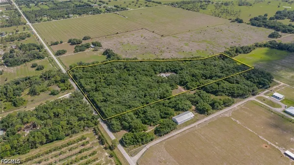 $775,000 | 1040 Kirby Thompson Road, Fort Denaud, FL 33935