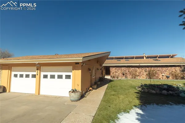 $599,999 | 414 Chamberlin Place, Colorado Springs, CO 80906