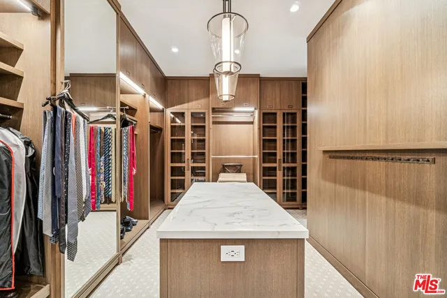 $75,000 | 458 Toyopa Drive, Pacific Palisades, CA 90272