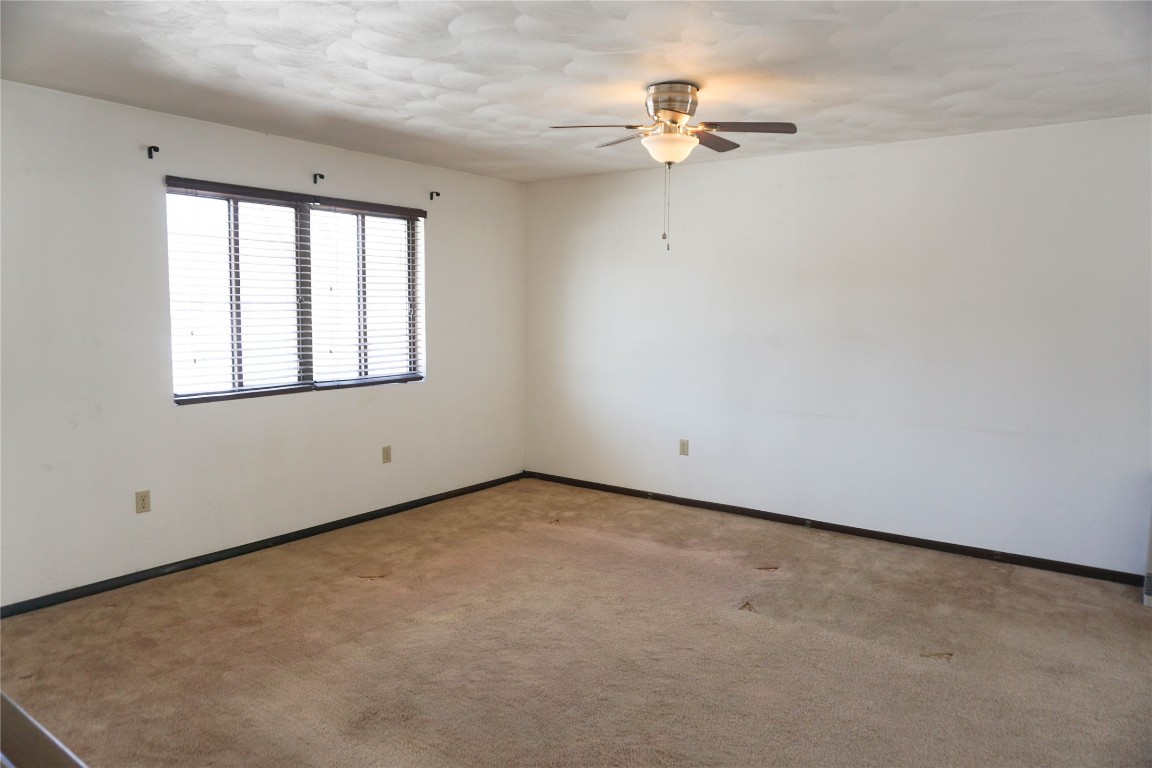 602 Hooper Road Endwell, NY 13760 - Photo 3 of 24 Gallery Image 3