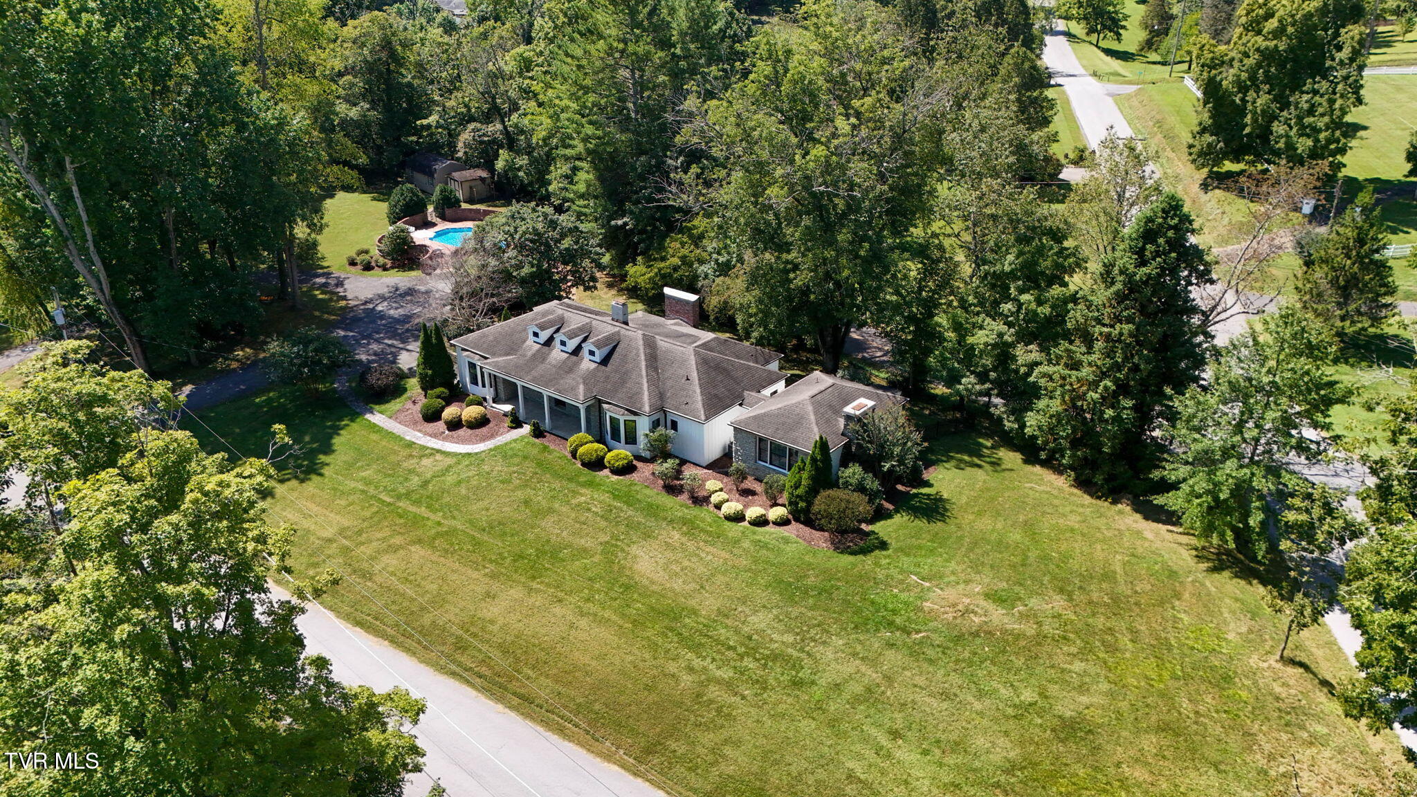 204 Parkway Road Bristol, TN 37620 - Photo 69 of 75 83-web-or-mls-204 Parkway Rd Drone KW-17
