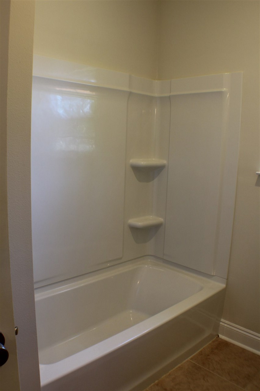 1078 North Walnut Street Loxley, AL 36551 - Photo 11 of 15 Master Bath