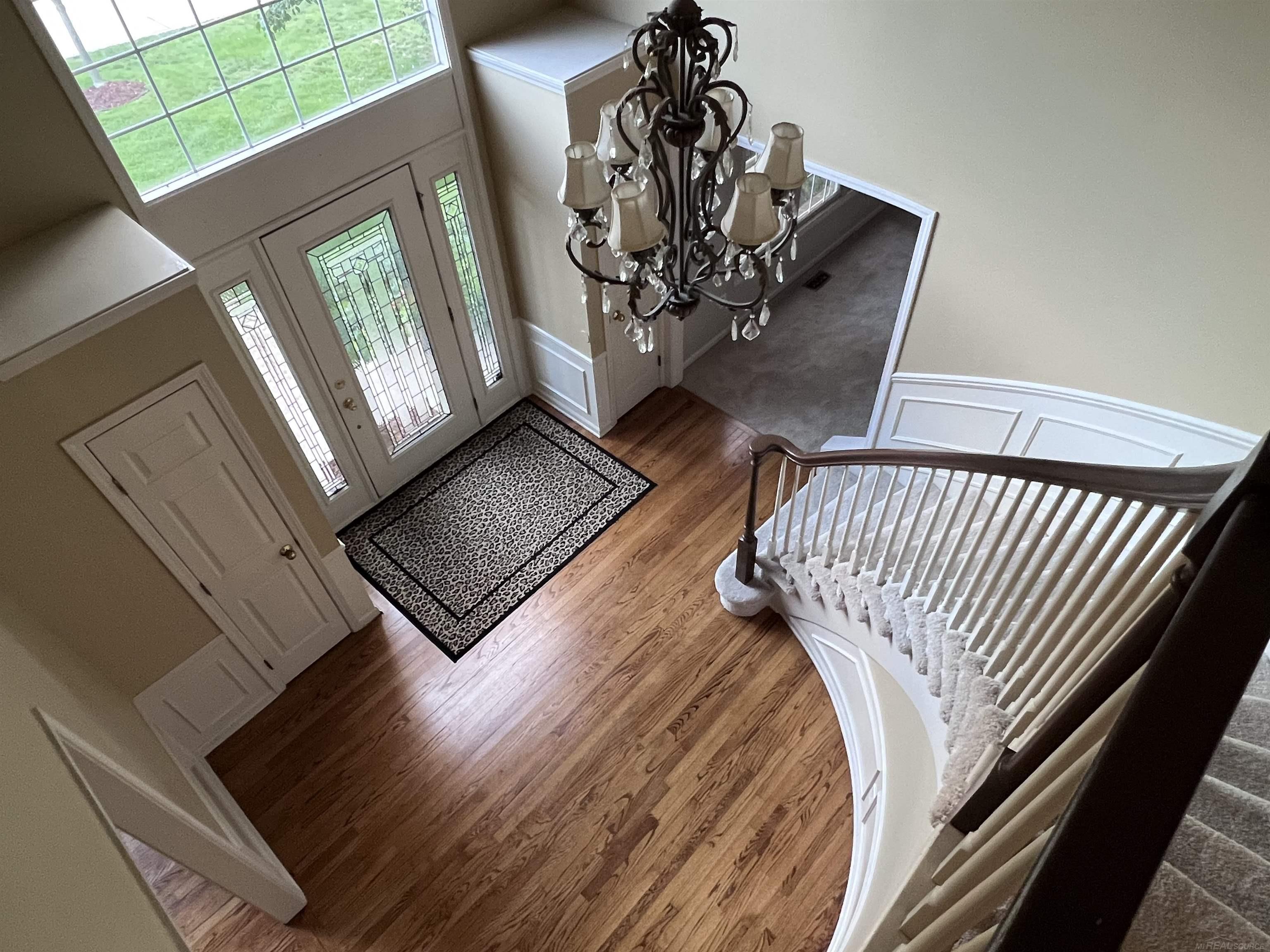 1691 Foresthill Drive Rochester, MI 48306 - Photo 5 of 41 50087048-4.JPG