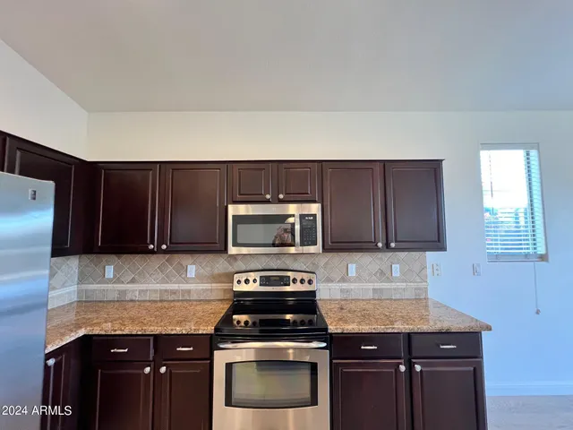 $2,400 | 11985 West Ashby Drive, Peoria, AZ 85383