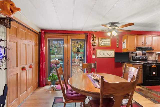 $239,000 | 1073 West Queens Way, Nekoosa, WI 54457