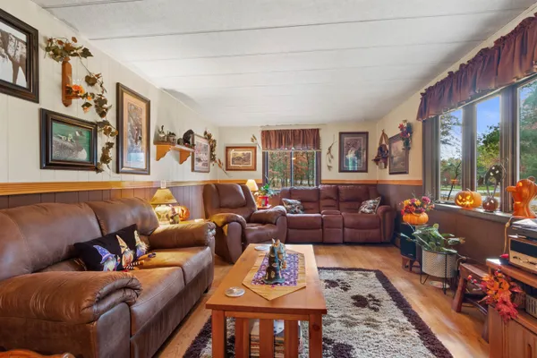 $239,000 | 1073 West Queens Way, Nekoosa, WI 54457