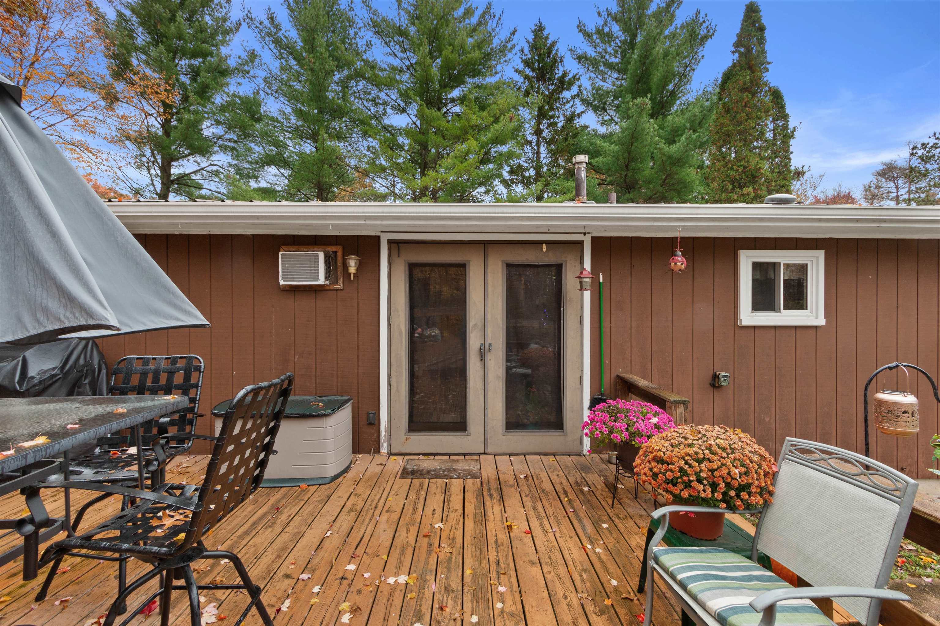 1073 West Queens Way Nekoosa, WI 54457 - Photo 4 of 30