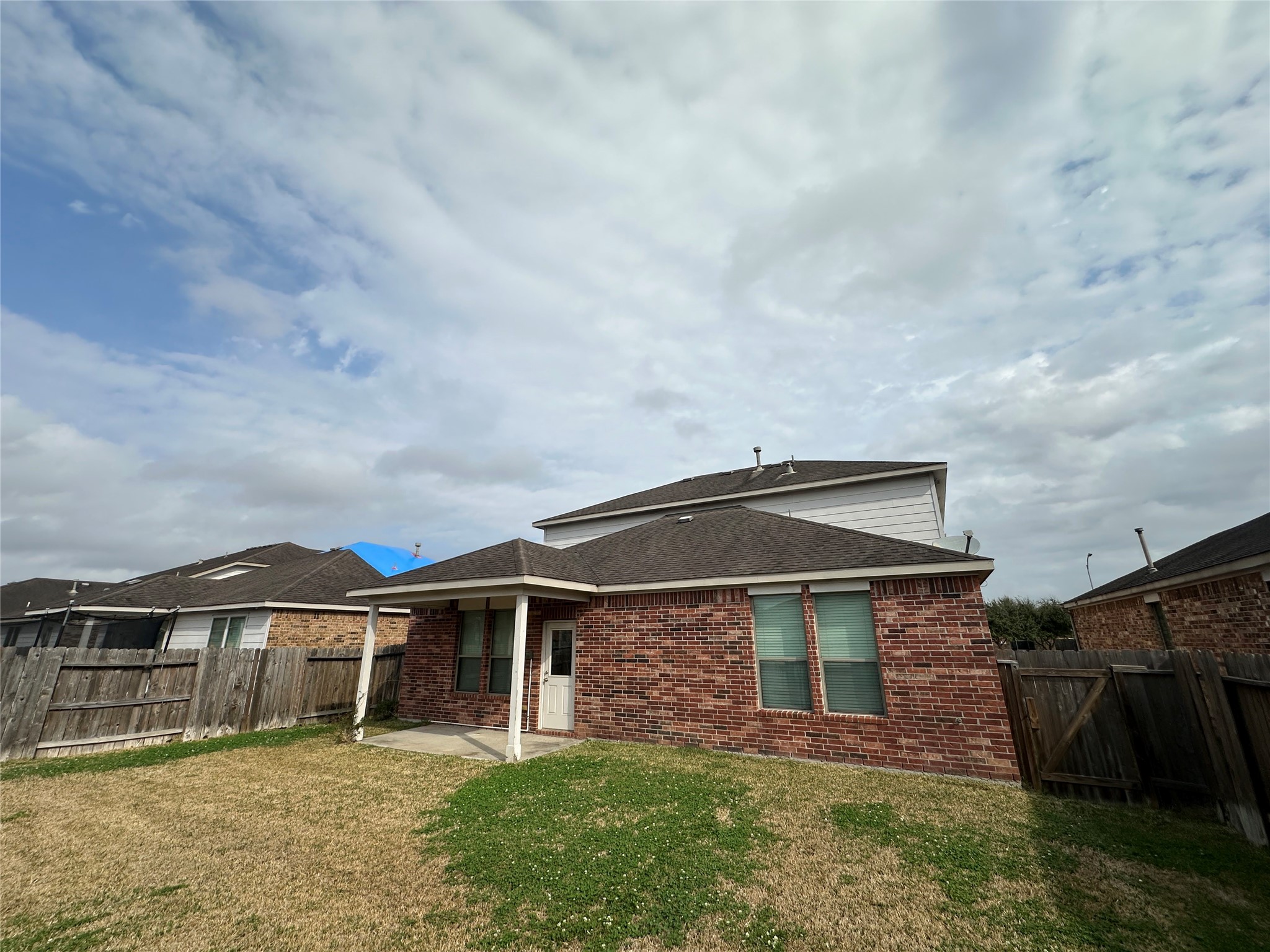 819 Messina Lane Rosenberg, TX 77469 - Photo 24 of 25 a front view of a house with a yard
