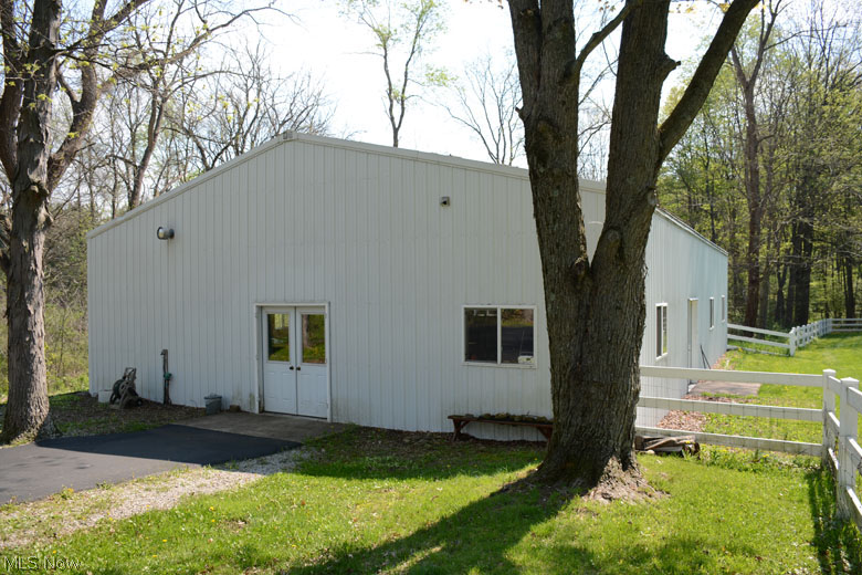 7364 Noble Road Windsor, OH 44099 - Photo 19 of 25 Gallery Image 19