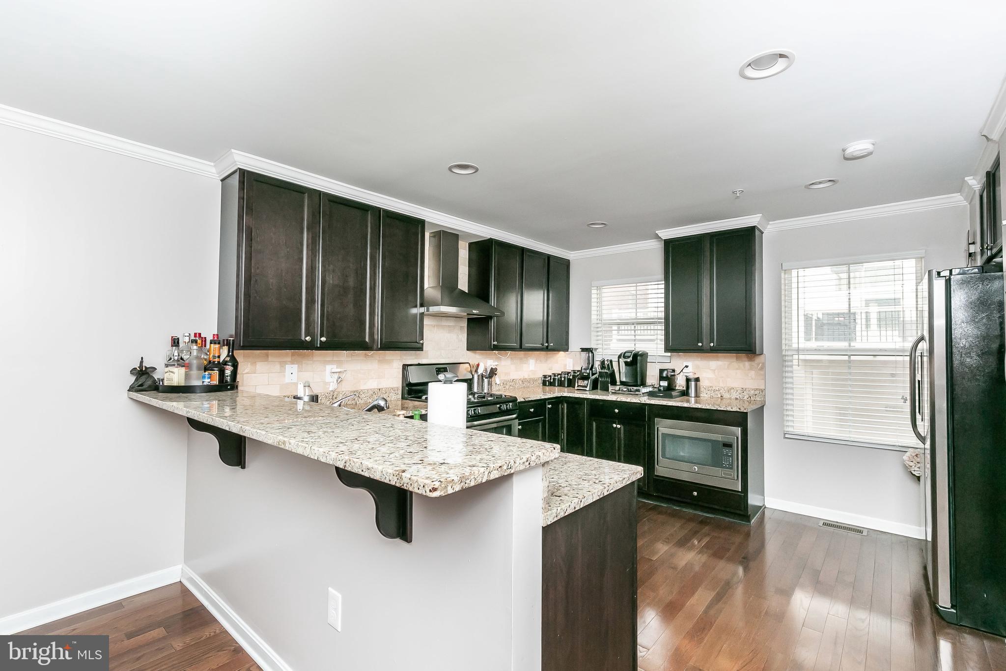 4622 Dillon Place Baltimore, MD 21224 - Photo 12 of 48