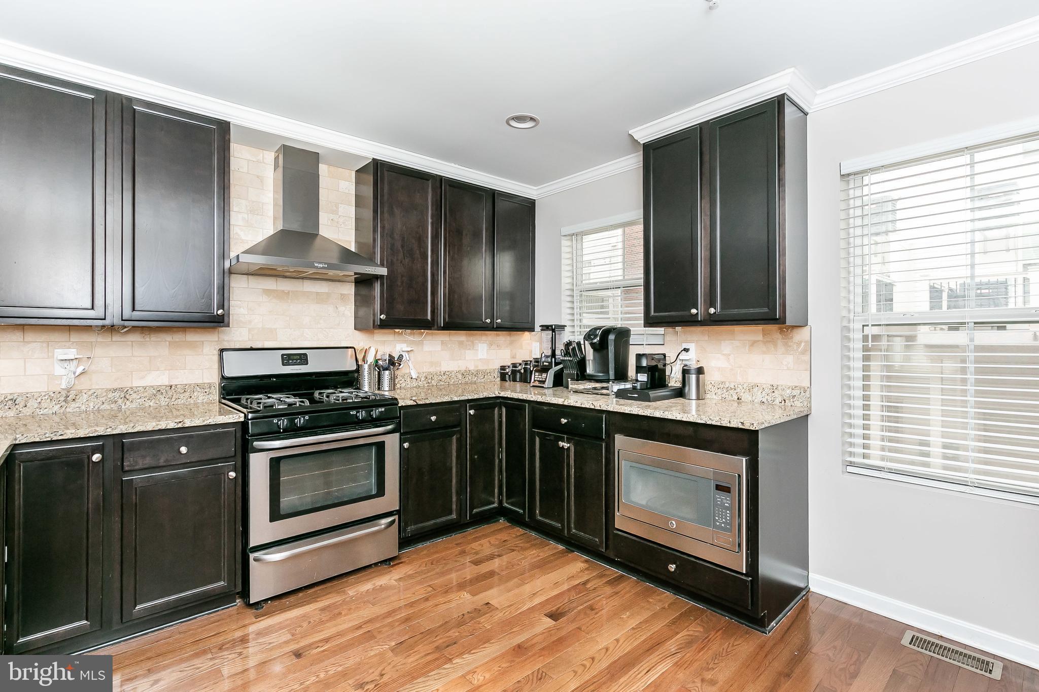 4622 Dillon Place Baltimore, MD 21224 - Photo 13 of 48