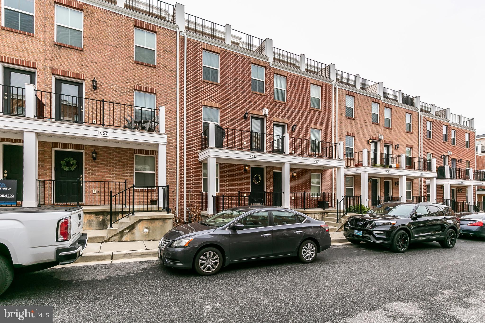 4622 Dillon Place Baltimore, MD 21224 - Photo 3 of 48