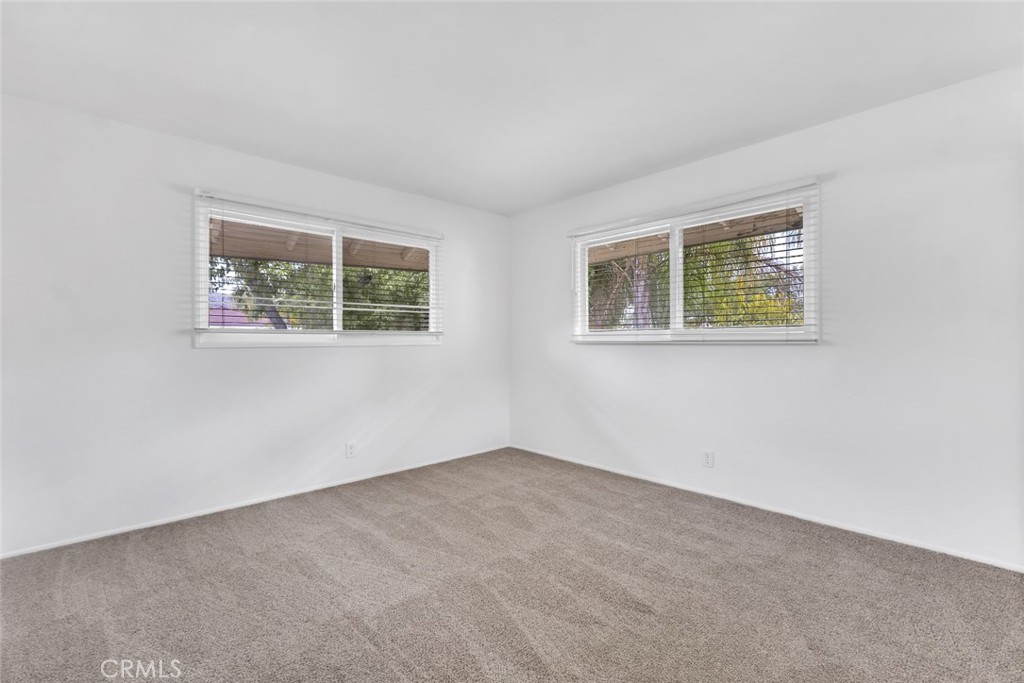 19034 Killoch Way Porter Ranch, CA 91326 - Photo 21 of 42 an empty room with windows