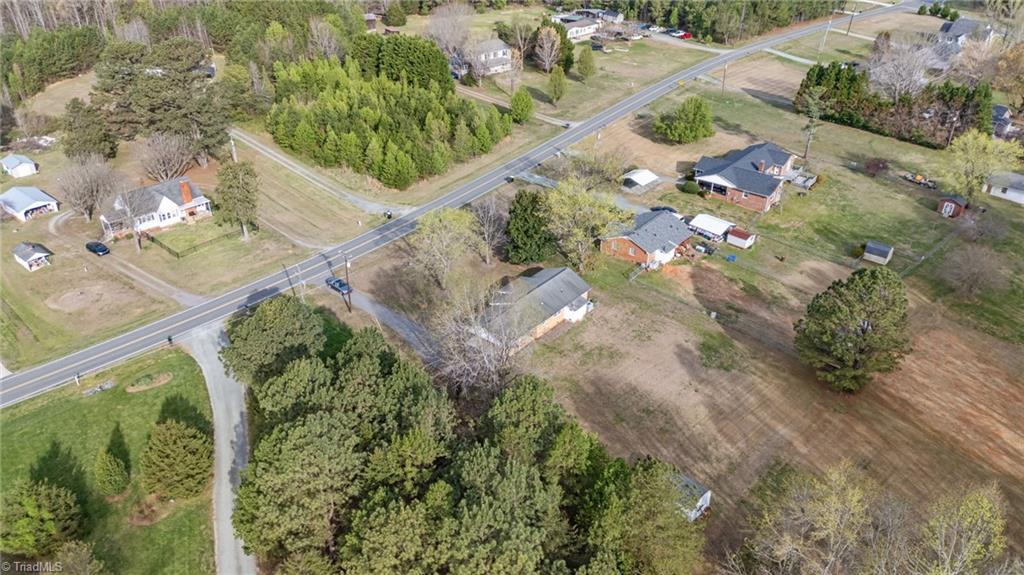3176 Rogers Road Graham, NC 27253 - Photo 30 of 30 Gallery Image 30