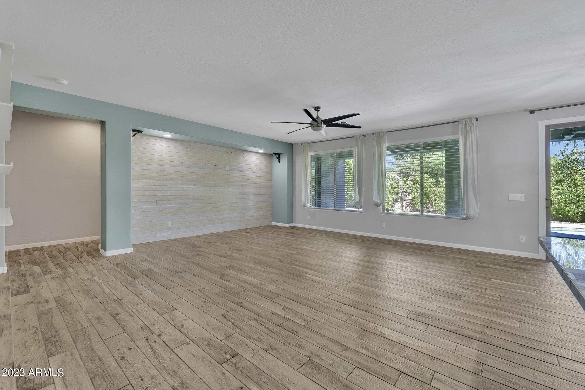 18492 East Ranch Road Queen Creek, AZ 85142 - Photo 6 of 54 great room