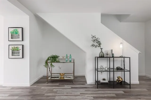 a view of entryway and hall