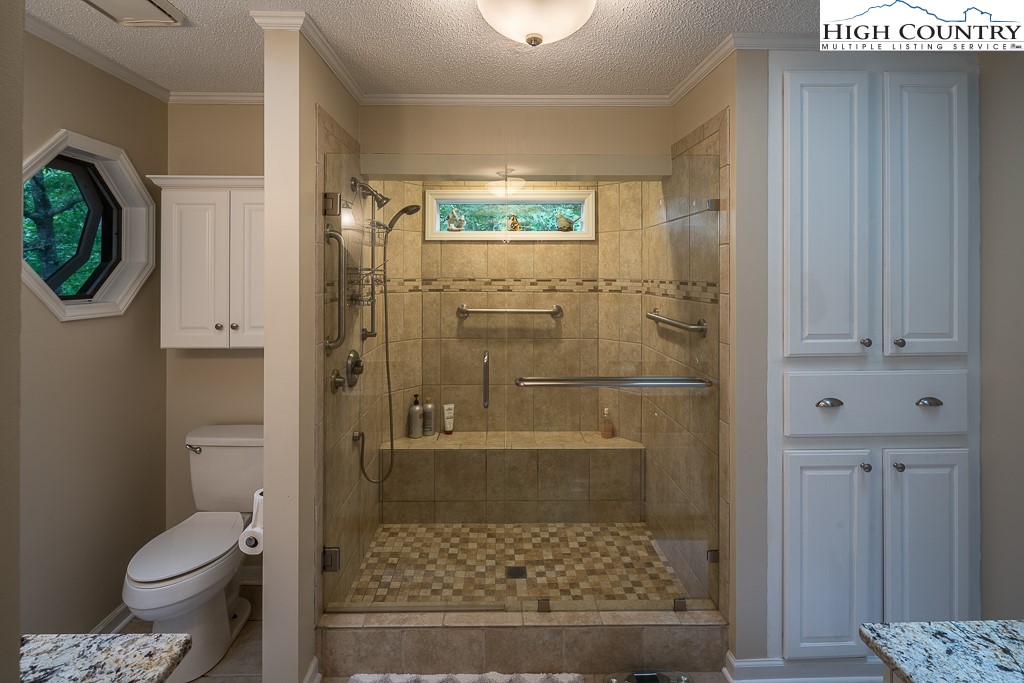 115 Grossbeak Road Newland, NC 28657 - Photo 21 of 40 Gallery Image 21