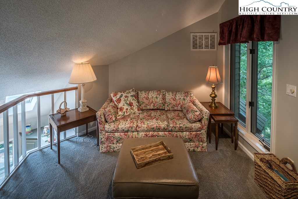 115 Grossbeak Road Newland, NC 28657 - Photo 23 of 40 Gallery Image 23
