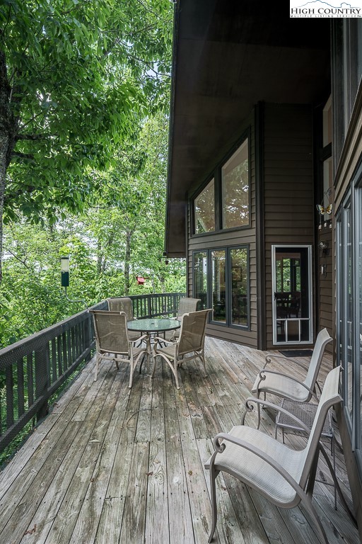 115 Grossbeak Road Newland, NC 28657 - Photo 29 of 40 Gallery Image 29