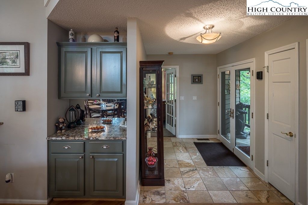 115 Grossbeak Road Newland, NC 28657 - Photo 6 of 40 Gallery Image 6