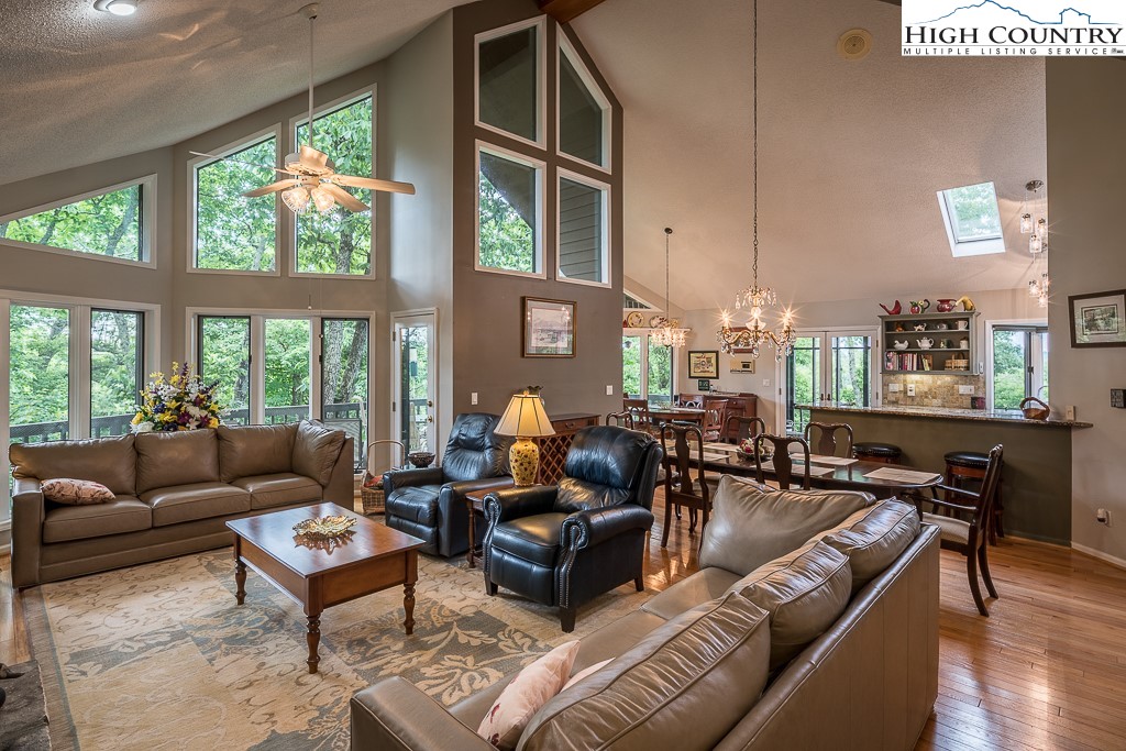 115 Grossbeak Road Newland, NC 28657 - Photo 8 of 40 Gallery Image 8